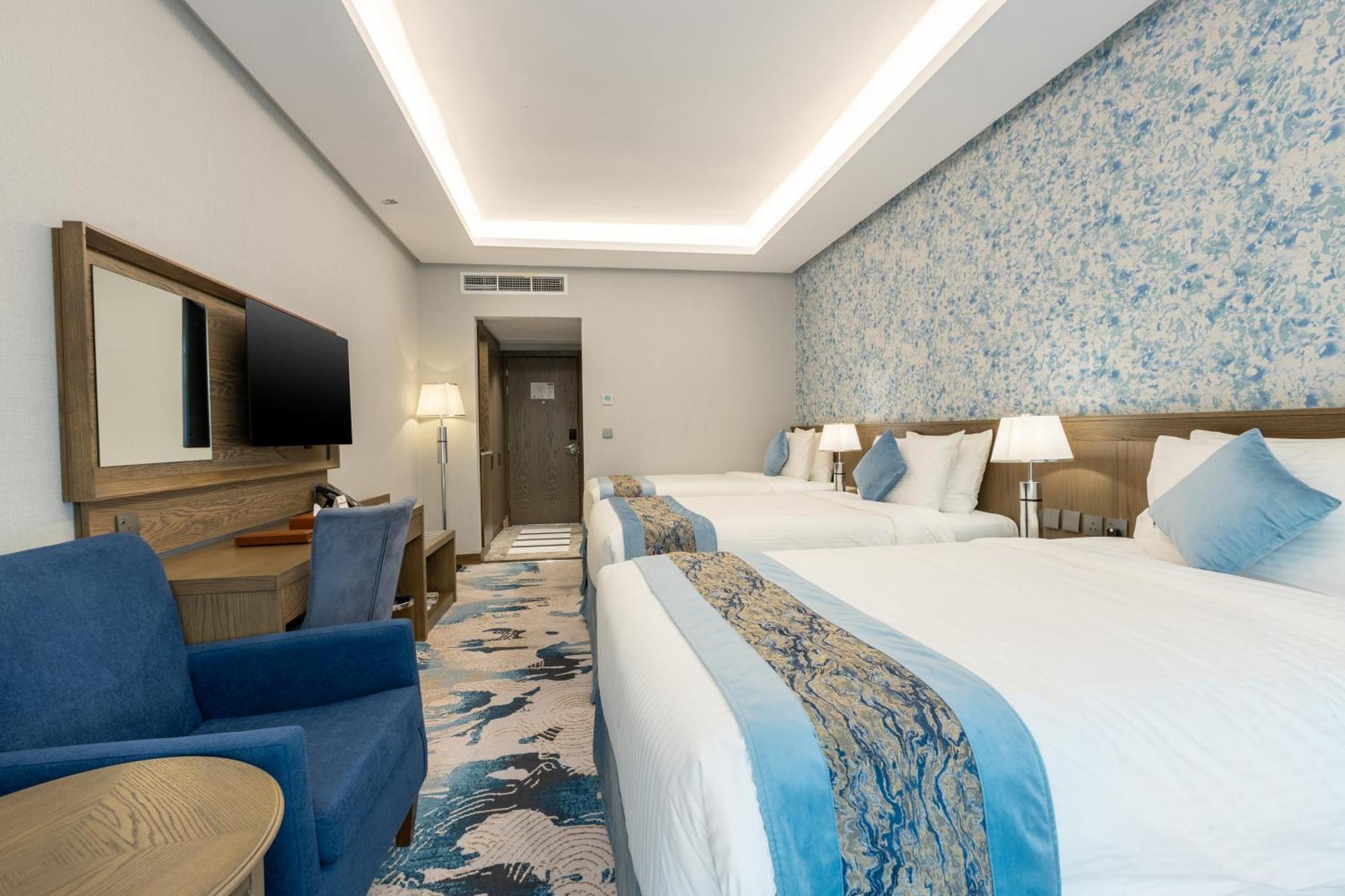 View Al Madinah Hotel Medina Exterior photo
